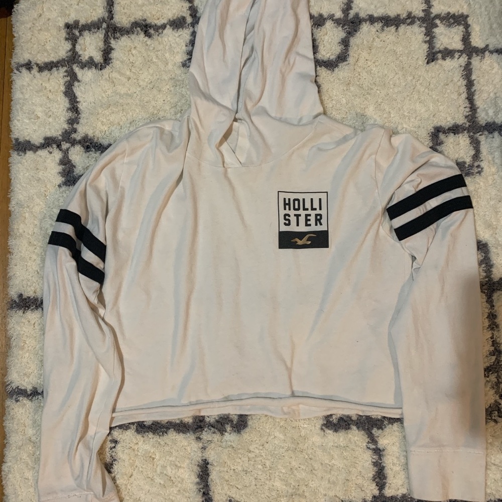 hollister cropped hoodie